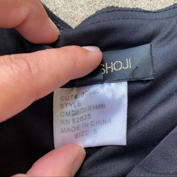 Tadashi Shoji Off Shoulder Shutter Pleat Dress - Picture 4 of 9